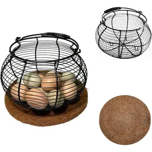 Retro Handle Metal Egg Basket with Mat, Countertop Fresh Egg Holder Storage Basket for Gathering Eggs, Ideal Chicken Egg Basket for Farmhouse Kitchen Use