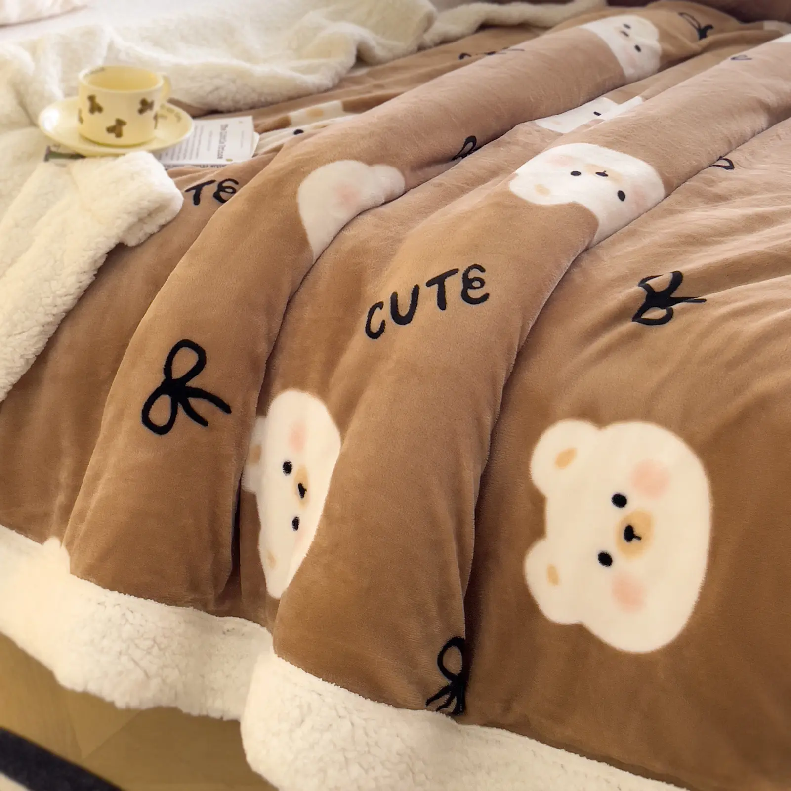 Fleece Blanket, Cute Bear Print Reversible Plush Throw, Brown & Cream For Home Couch Bed
