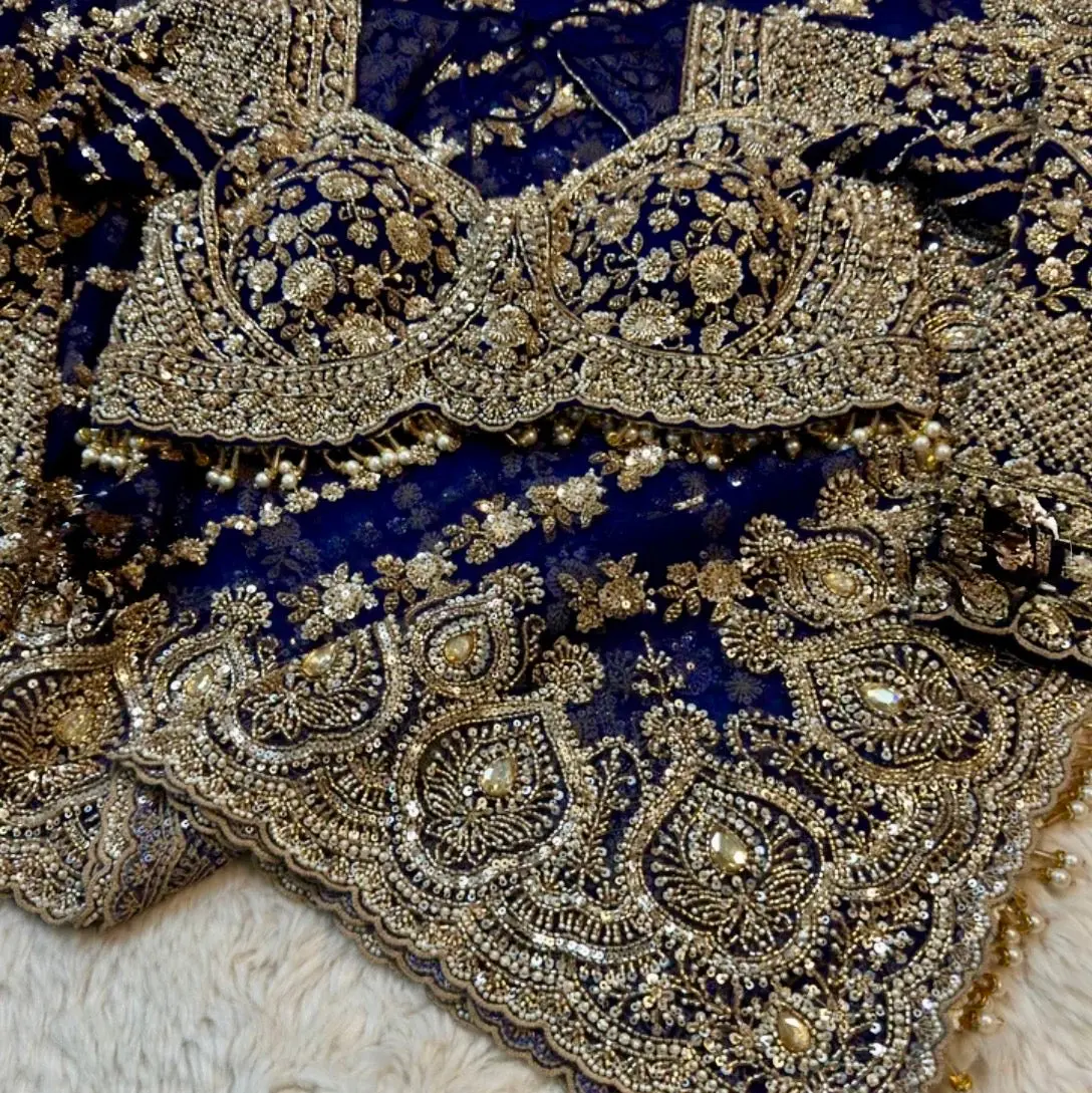 Women's Bridal Saree, Ready-to-Wear Statement Soft Net with Heavy Sequin Embroidery, Cutwork Border & Stitched Blouse for Evening Parties, Costumes, Glam Style, Luxury Designer Net Saree, Scalloped Cutwork Border, Thread Embroidery, Sangeet & Mehndi Funct