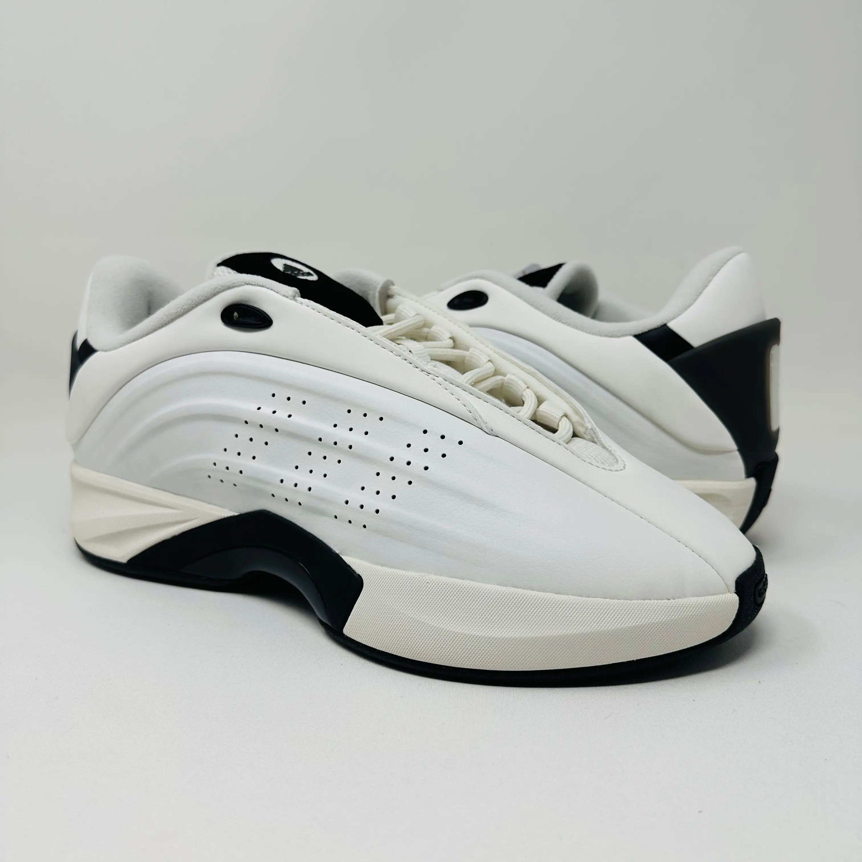 Brand New Adidas Nova IIInfinity "Cloud White Core Black" 2025 W/Box - JQ2770