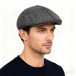 New autumn and winter newsboy hat with woolen plaid pattern for middle-aged and elderly men and women, forward hat with duck tongue winter beanie hat large woman