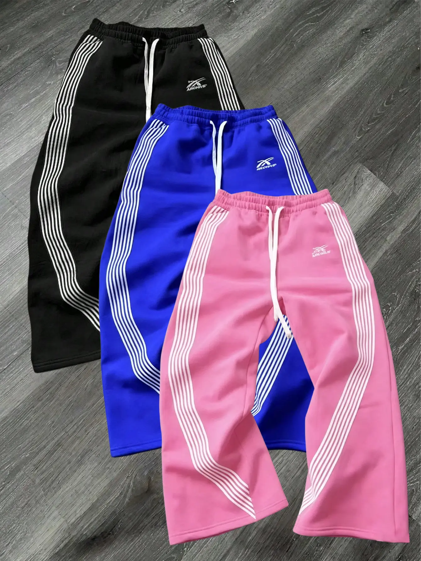 Men’s 3-Pack Curved Wide-Leg Sweatpants - Relaxed Fit, Adjustable Drawcord Waist, Multiple White Stripes, Letter Print, for Street Casual & Everyday Wear