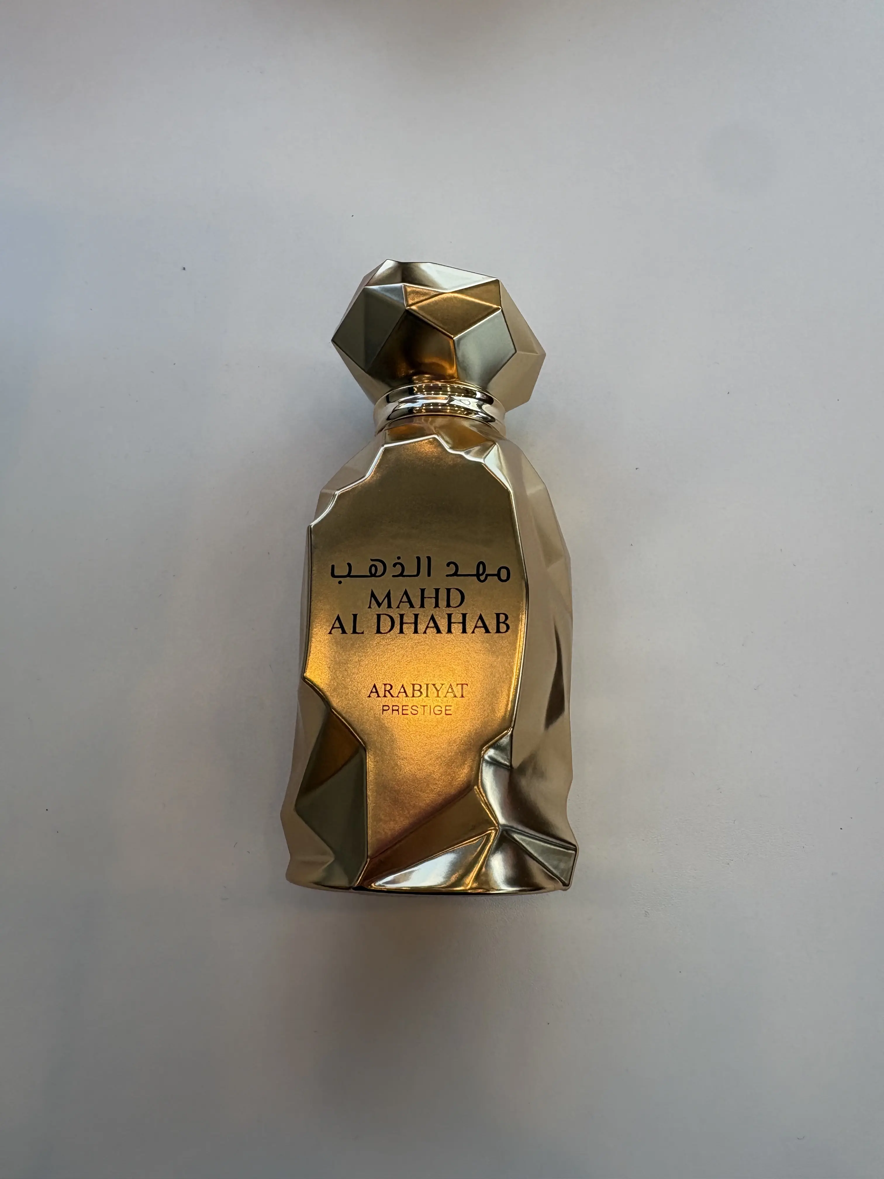 Mahd Al Dhahab Eau de Parfum, 100 ml Oriental Amber Wood & Oud Scent, Warm Spicy Fragrance Spray for Unisex Wear
