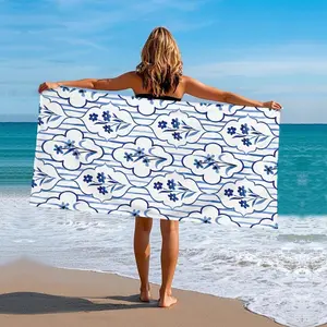 Blue and White Houndstooth Print Beach Towel, Classic Nautical Checkered Pattern, Durable Sand-Resistant Towel for All Seasons