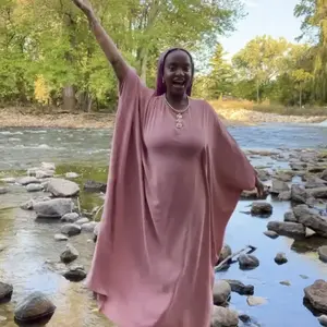 Plus Size Women's Solid Color Abaya, Modest Round Neck Long Sleeve Dress for Daily Wear, Ladies Islamic Clothing for All Seasons, Loose Abaya, Round Neck Abayas