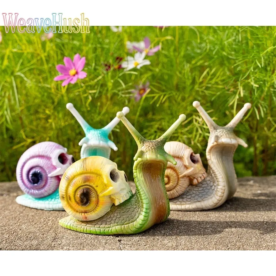 Hot Selling Skull Snail Halloween Ornament, Gothic Creative Skull Sculpture, Unique Resin Craft Figurine for Outdoor Garden & Home Decor, Spooky Novelty Art Statue for Patio, Yard & Halloween Party Decoration, Exquisite Durable Skeleton Snail Decor for Ho