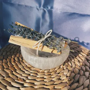 Chthonic Co. Palo Santo & Selenite Room Smudging Bundle Aroma Lavender