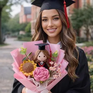 Crochet Graduation Bouquet – Handmade Class of 2026 Gift with Custom Graduate Doll & Flowers, Graduation Gift for Son