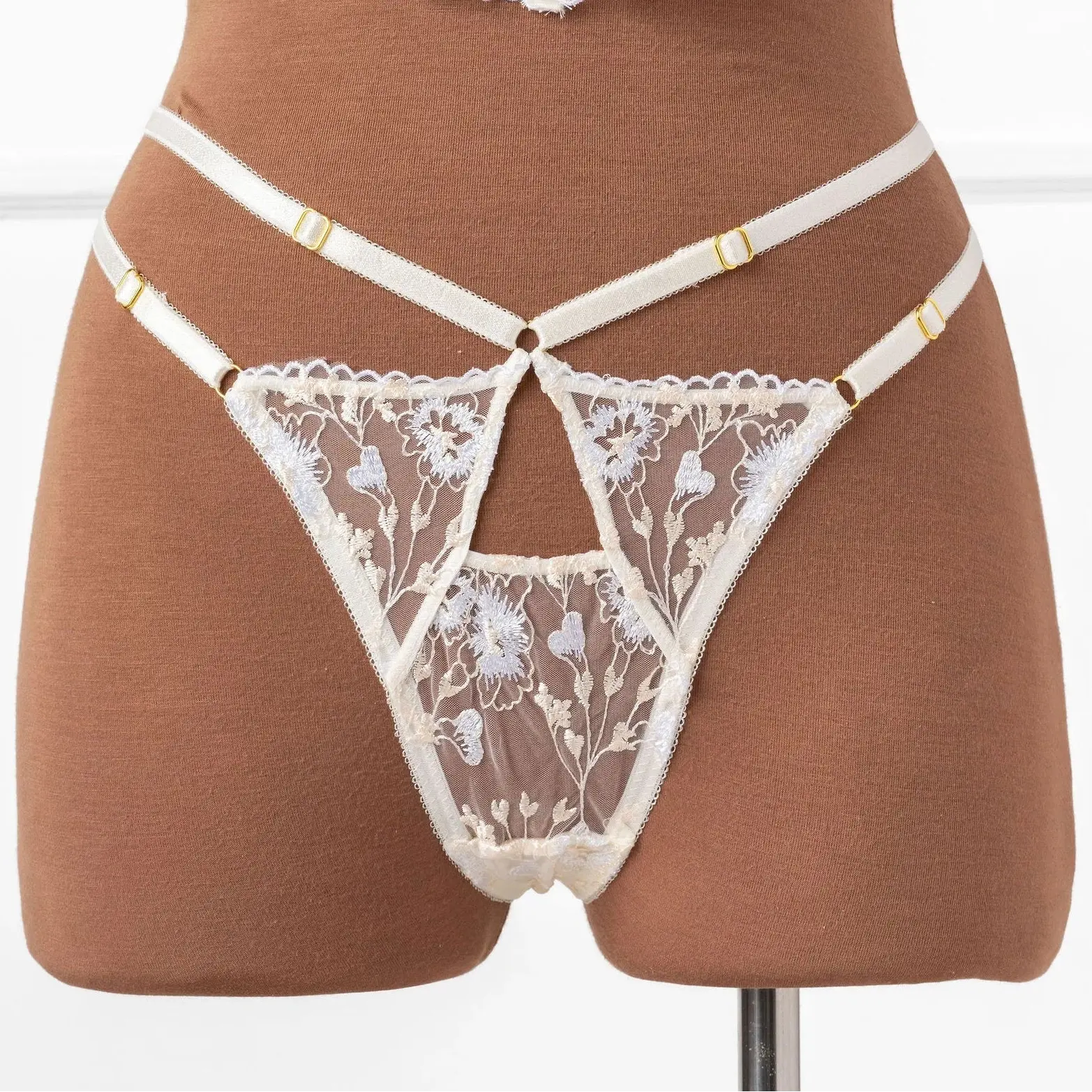 Embroidered Strappy Thong - Pearl