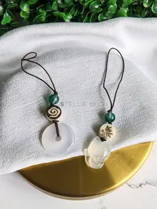 White Fox Chalcedony Accessory, Stone Key Chain, Kitsune, Bag Charm, Keychain Ring Holder, Healing Gem, Circle Crystal Bead, Phone Charm girl car cute keychain