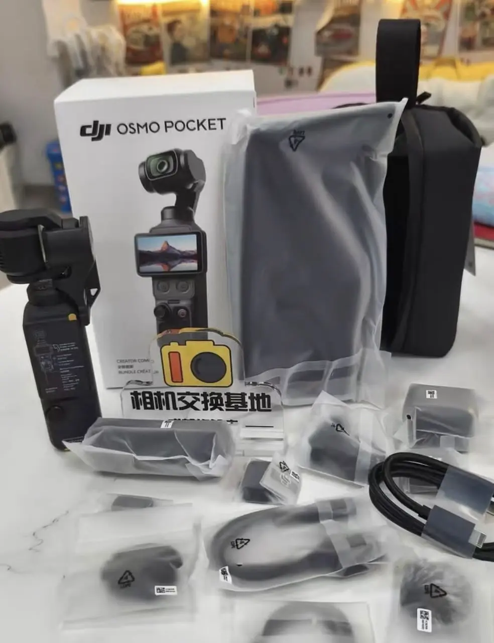 Brand new Dji osmopocket 4 creator combo camera
