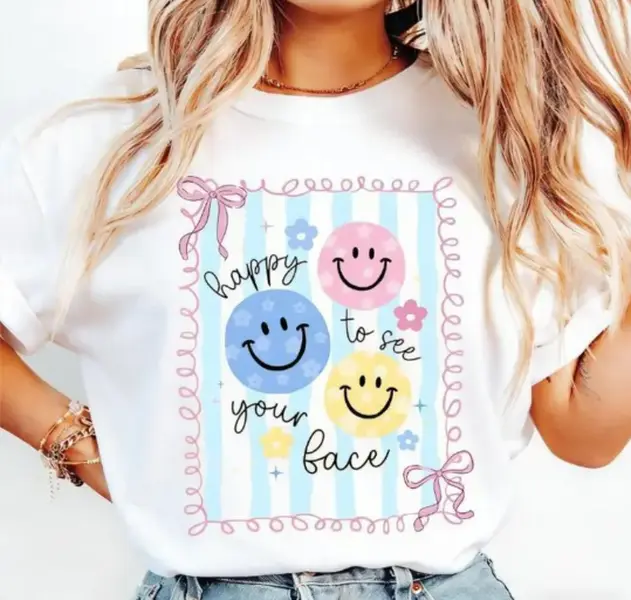 "Joyful Smiles Teacher Shirt, Perfect Back to School Gift, Daisy Teacher T-shirt, Embrace Teacher Life, Ideal Teacher Appreciation Present"