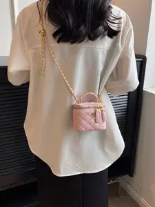 Trendy Small Floral Checkered Bag Elegant Bag Stylish Versatile Bag 2026 New Fashion Versatile High-End Feel Simple Unique Design All Seasons Commute Fashionable Crossbody Bag Crossbody Shoulder Bag