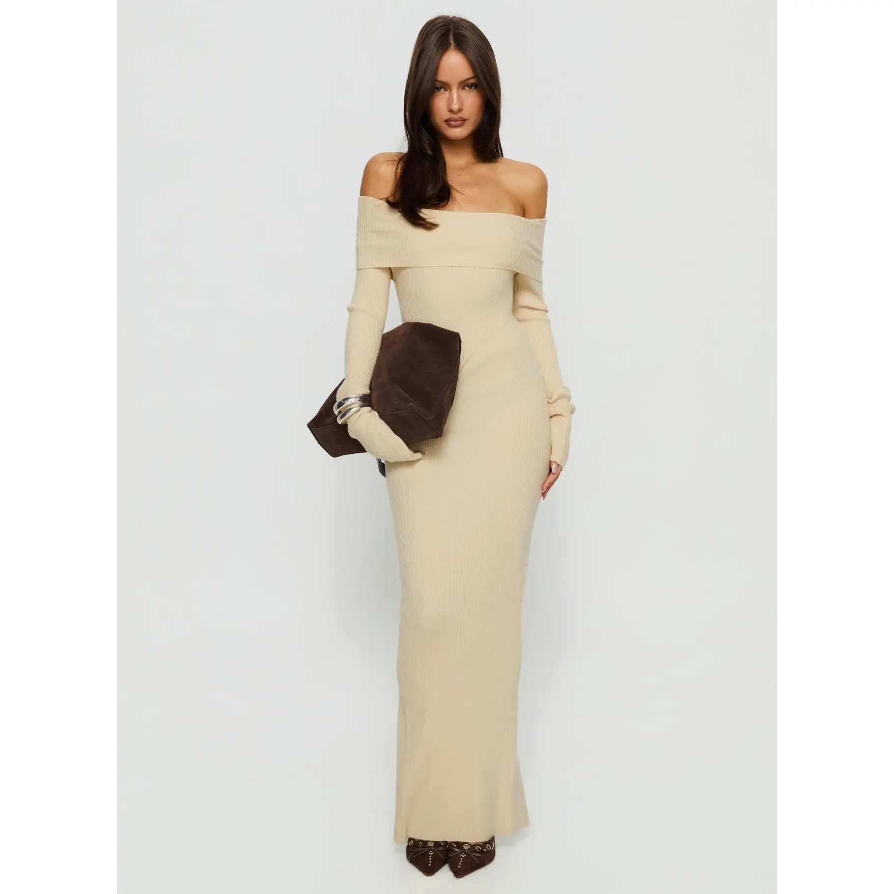 Phylis Off The Shoulder Maxi Dress Cream