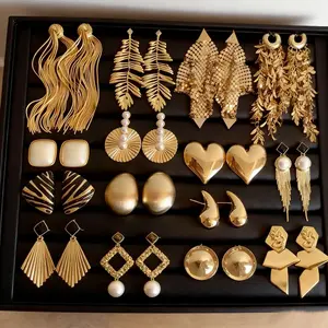 Silver Needle Flower Simple and Fashionable Pendant Earrings Vintage Style Stud Earrings with Elegant and Light Luxury High-End Sense for Women