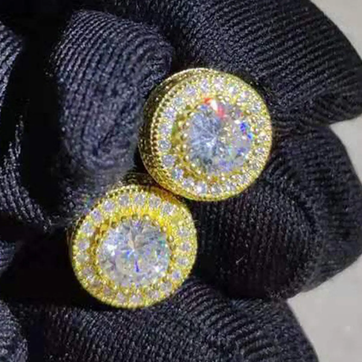 Unisex cubic zirconia stud earrings, 14K gold plated, hypoallergenic, round openwork unique stud earrings.