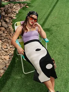 OPPOSITES ATTRACT YIN-YANG KNIT SKIRT