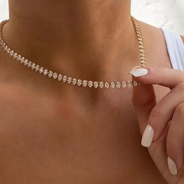 Fettero Women's Gold-Plated Adjustable Choker Necklace, Minimalist Hypoallergenic Gold-Color Simple Chain, Fashion Modern Accessories, Dainty Jewelry, Gift Necklace