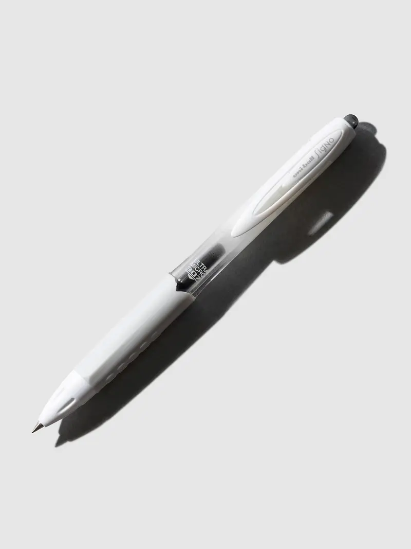 uni-ball zento gel pen - signature model - 0.5 mm - metallic black
