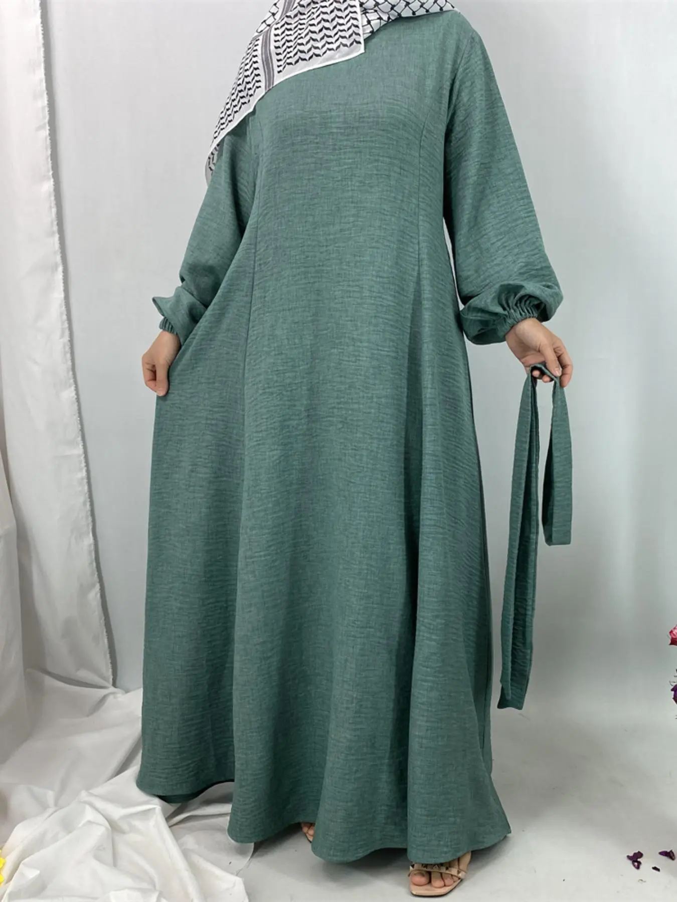 Women's Solid Color Belted Round Neck Dress, Modest Style Dress, Modest Casual Long Sleeve Maxi Dress for Muslims Daily Outdoor Wear, Modest Muslim Outfits, Islamic Modesty Clothes