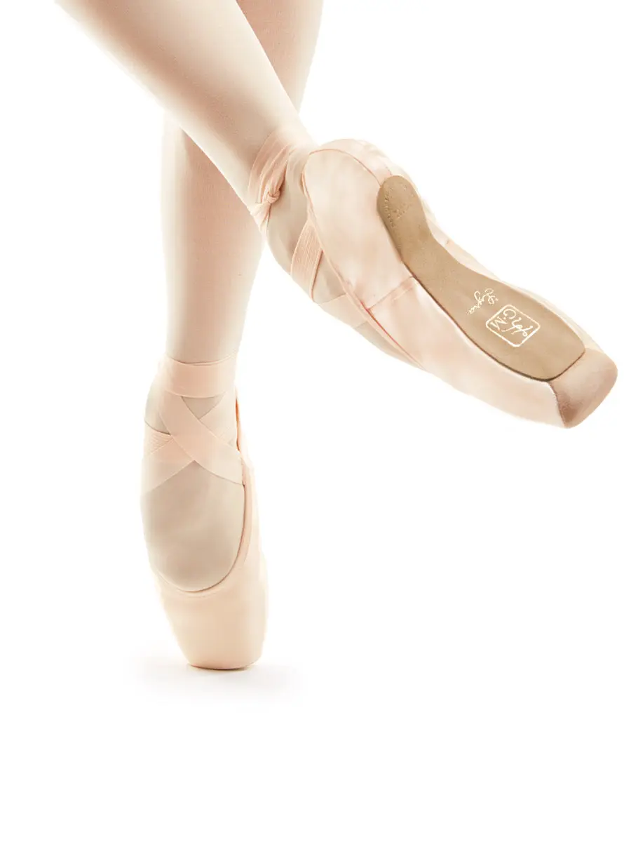 Gaynor Minden Lyra Pointe Shoes - Classic