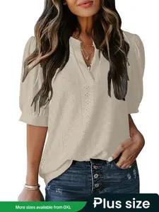 【Plus Size】 Solid Color Hollow Out Blouse, Minimalist Casual Short Sleeve Top for Daily Wear, Women's Plus Size Clothing for Summer, Casual Classy Top