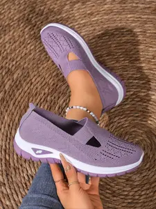 Breathable Mesh Lightweight Walking Shoes for Women, Soft Sole Anti-Slip Casual Sneakers, Summer Comfortable Slip-On Mom Shoes, Slip On Style, Casual Wear Shoes