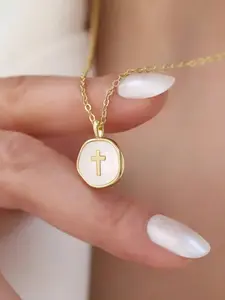 Women's Cross Pendant Necklace, Elegant Minimalist Design Jewelry Accessory, Perfect Gift for Her, Daily Wear & Special Occasions, Minimalist Appeal, Dainty cross necklace, Faith Necklace, Dainty necklaces