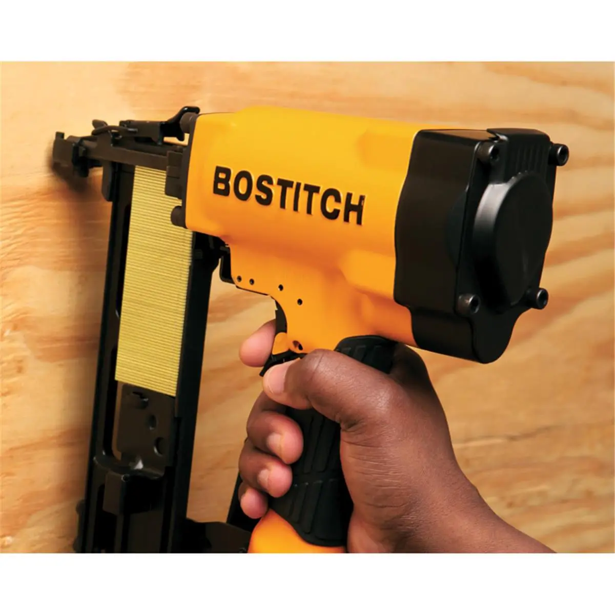 212 MAIN 16 Gauge Pneumatic Construction Stapler Complete Kit - 70 to 120 psi Operating Pressure, 80 psi Optimal Pressure, 7/16 Inch Crown Staples Compatible, Yellow, Contoured Grip, Vinyl Siding Compatible, Adjustable Depth of Drive, Bostitch