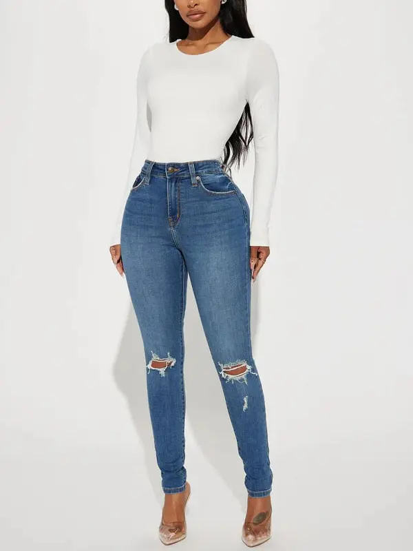 Kinsley Control Curvy Stretch Skinny Jeans - Medium Wash