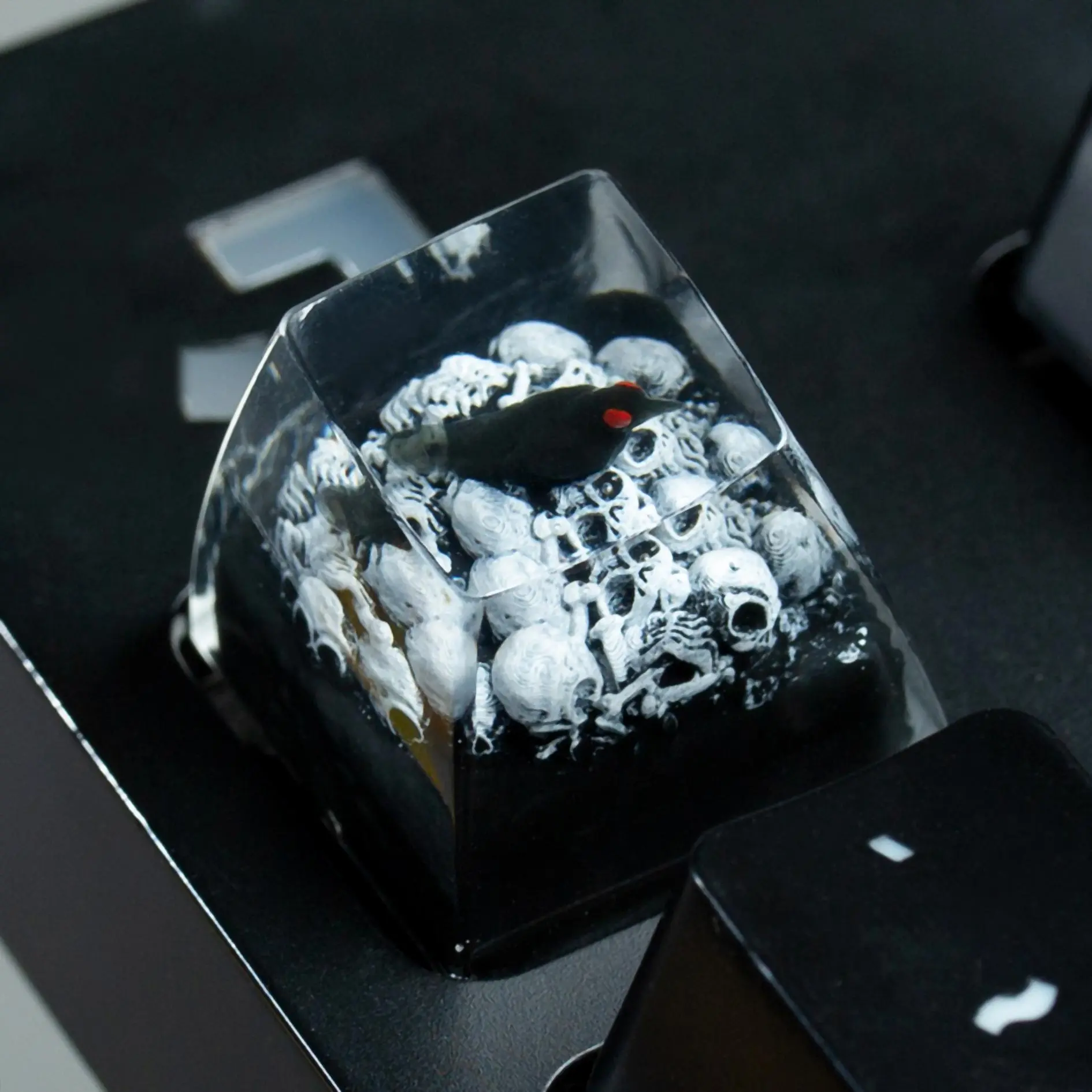 Skull Design Artistic Keyboard Cover, Cross Shaft Skull Keycap, Mechanical Gaming Keyboard Keycap, Abs Flat Keycap, Keyboard & Trackpad Covers for Home & Office, Artisan Craftsmanship, Gaming Accessories, Cherry MX Compatibility