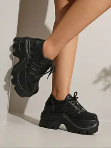 Metal Flower Decor Thick Sole Sneakers, Cool Design Eye-Catching, Street Style Casual Shoes, Walking Shoes, All Seasons, Round Toe, Rubber Sole