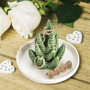 1pc Aloe Vera Shaped Ceramic Ring Holder Jewelry Tray Succulent Style Trinket Dish Earring Necklace Organizer Desktop Storage Plate for Home Bathroom Vanity Bedroom Decor Gift