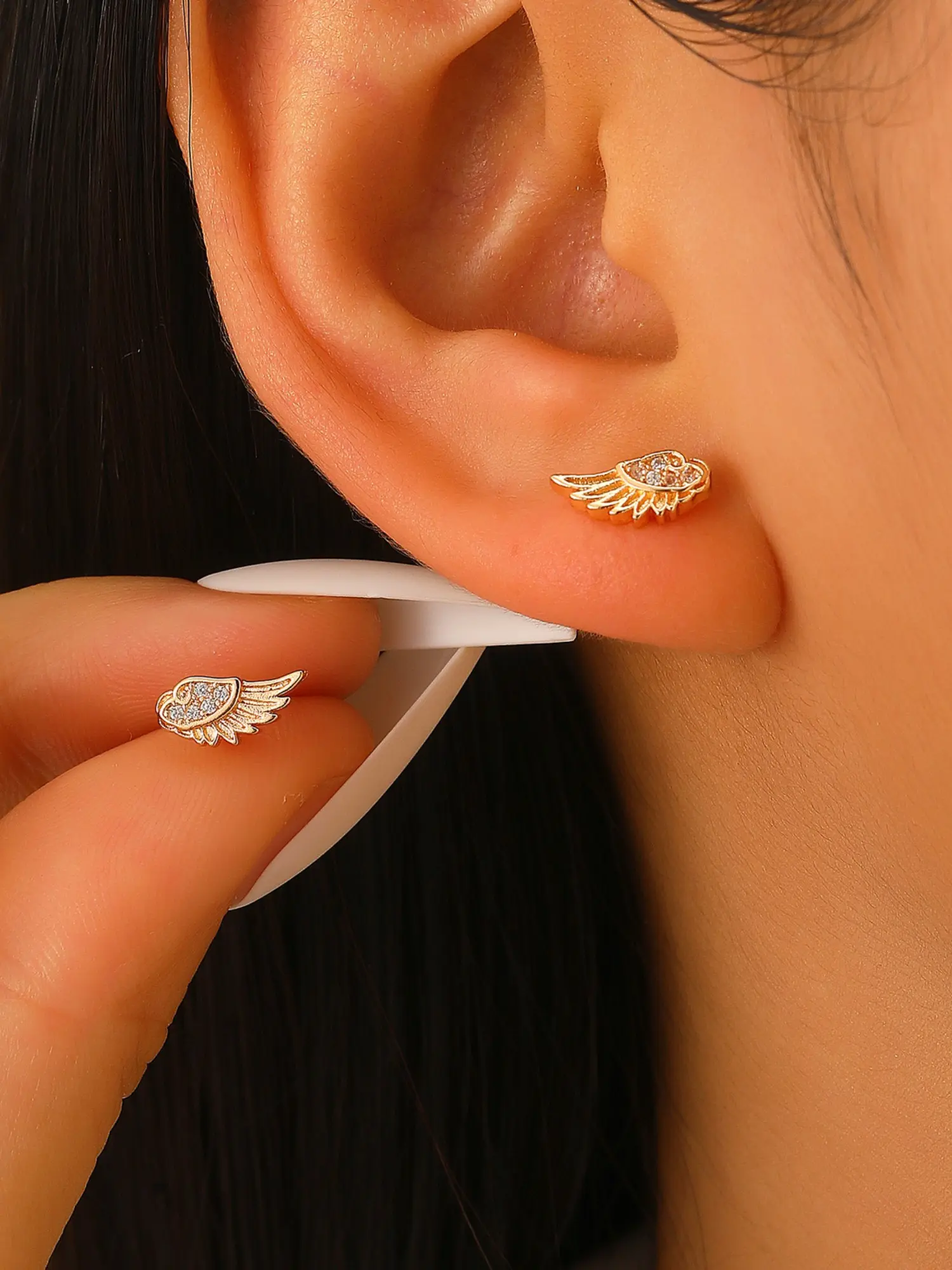 Cross-Border Sweet Cool Punk Style Micro-Embedded Zircon Angel Wings Design Couple Soft Cartilage Piercing Ear Bone Clip Ear Studs Zircon Stud Earrings Shining Earrings Stud Earring Jewelry