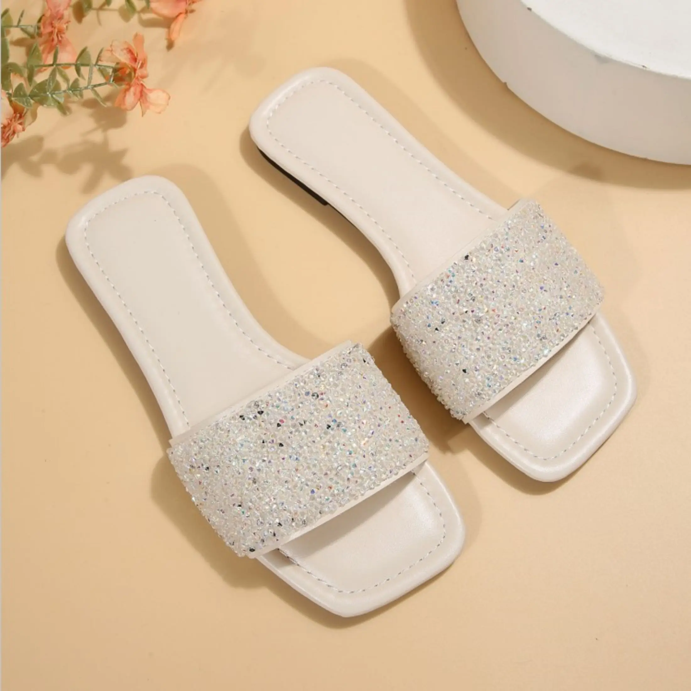 Women's Rhinestone Sandals Slide Glitter Bling Casual Sandal Flat Open Toe Sparkle Slides Beigewhite