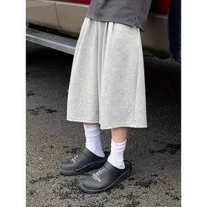 Men’s summer casual mid-length shorts — loose street style, elastic waistband with pleated design, breathable fabric for skateboarding, urban fashion couple shorts, unisex neutral material 3/4 pants, nightwear pajamas loungewear menswear