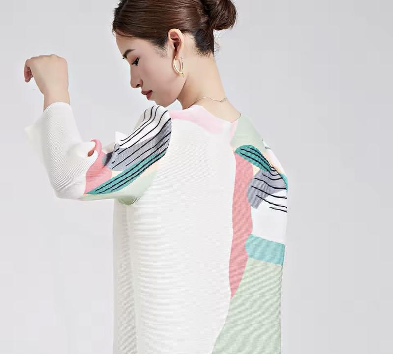 Abstract Art Dress - Multicolor Striped Design, Round Neck, 3/4 Sleeves, Casual Style, Perfect for Summer