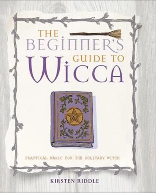 USED Book - The Beginner's Guide to Wicca: Practical Magic for the Solitary Witch by Riddle, Kirsten (Paperback) - english