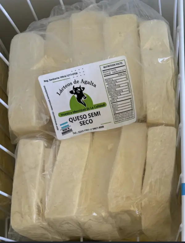 Queso Semiseco 100% Olanchano Honduras, 3 libras por envio