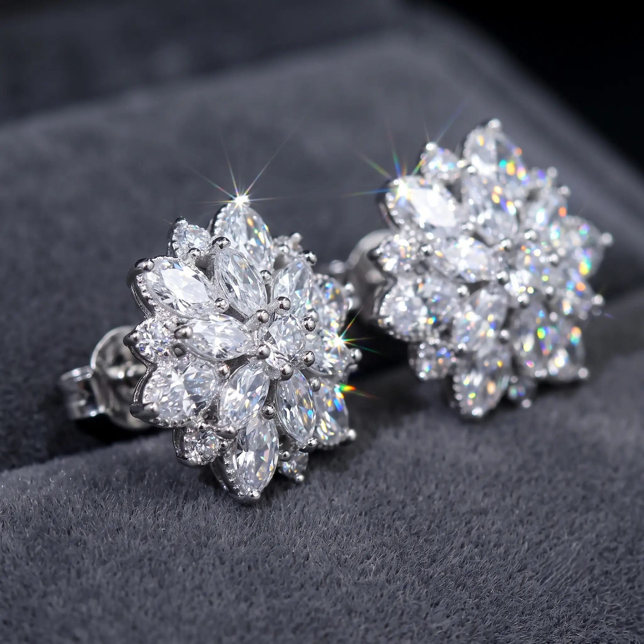 Unisex Round Cut VVS1 D Color Synthetic Moissanite Stud Earring Set - Hypoallergenic 925 Sterling Silver, Anti-Tarnish, Fire Sparkle, Casual Body Jewelry Set, Premium Gift for Adults (Anniversary, Birthday), Female