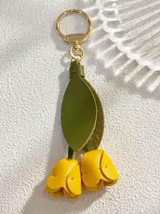 Women's Keychain, Cute Creative Colorful PU Leather Flower Tulip Pendant, Perfect for Daily Use, Bag and Clothes Accessory, Keychain for Bags