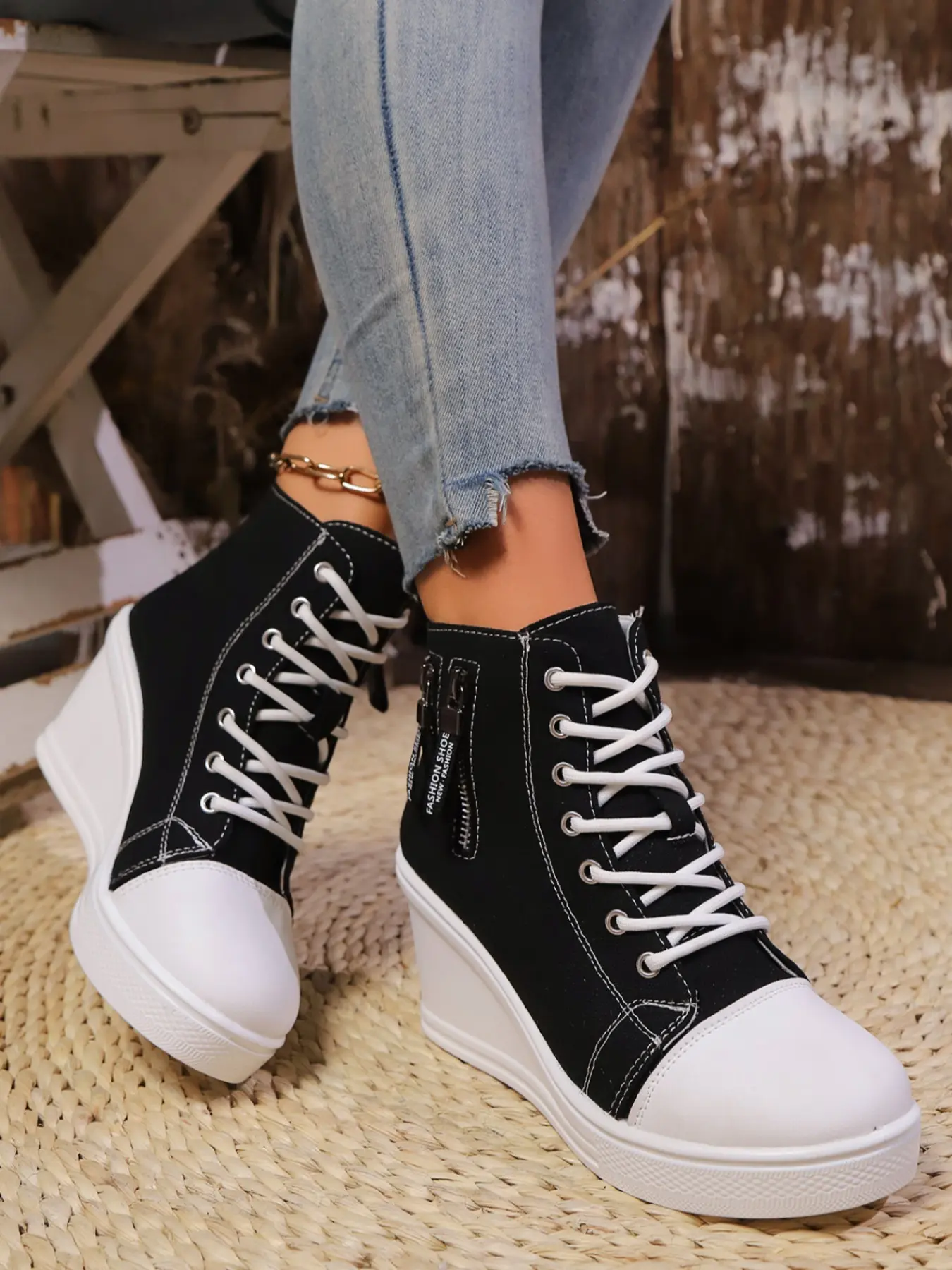 Women's Wedge Platform Casual Walking Shoes, Comfortable Daily Wear for Outdoor Activities, Stylish and Supportive Design