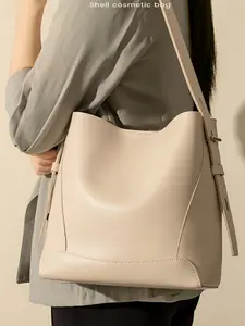 Women's Bucket Bag Large Capacity Tote Crossbody Shoulder Handbag Versatile Storage Commuter Bag