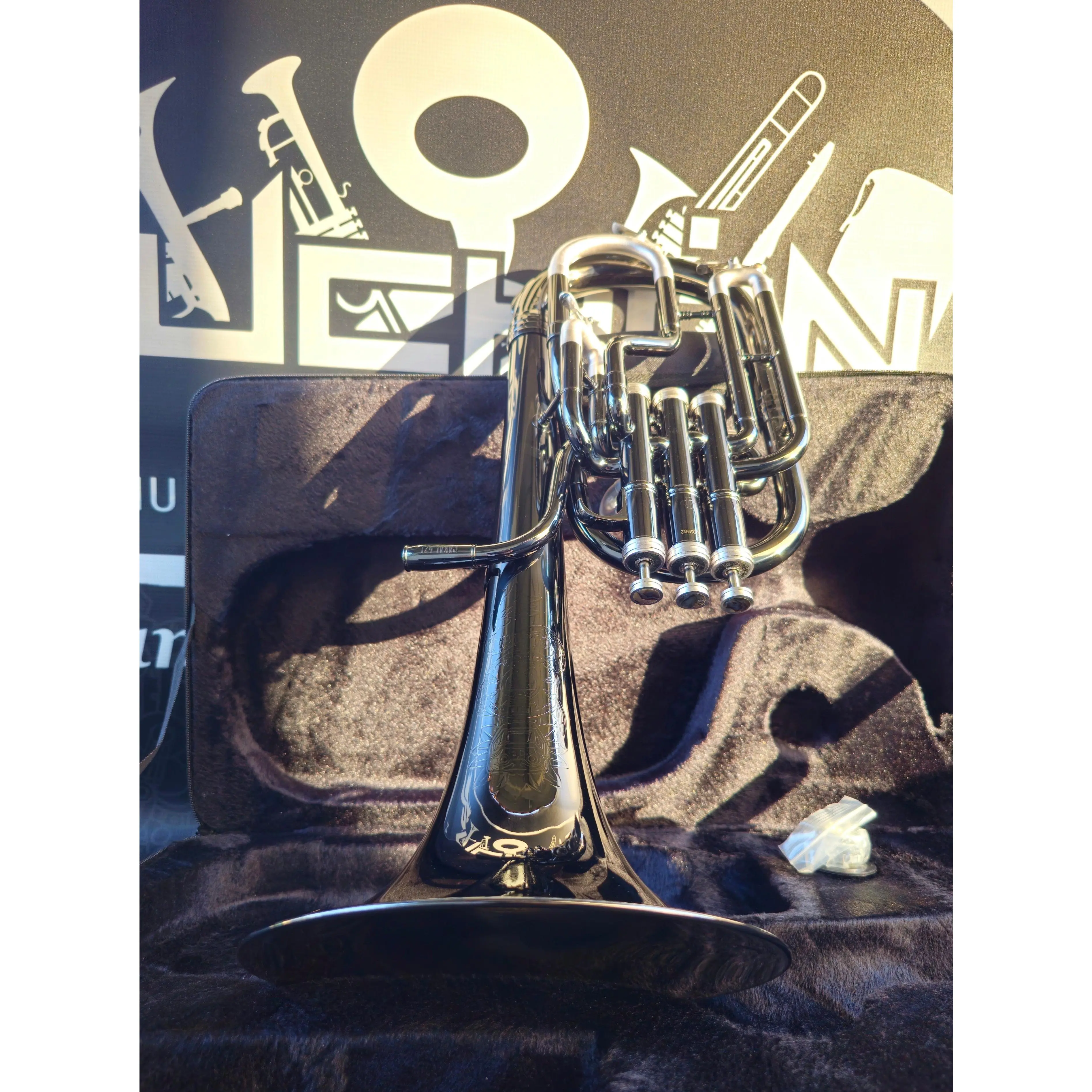JP Solario Pakal 421 Black Nickel & Silver Eb Alto Horn (8.75"Big Bell)