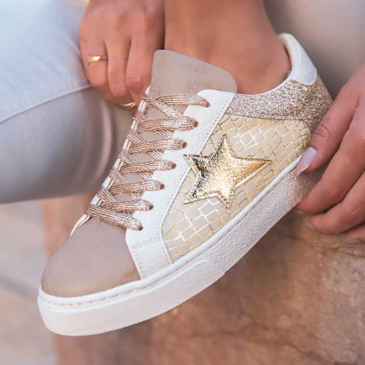 Dearlove Gold Glitter Star Patchwork PU Leather Lace-up Sneakers