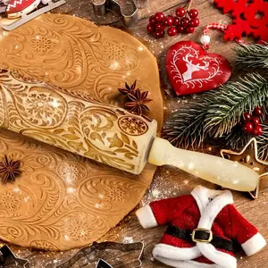 Wooden Rolling Pin with Christmas Snowflake Design, Durable & Functional Kitchen Accessory, Baking Tools, Perfect Holiday Season Gift Idea