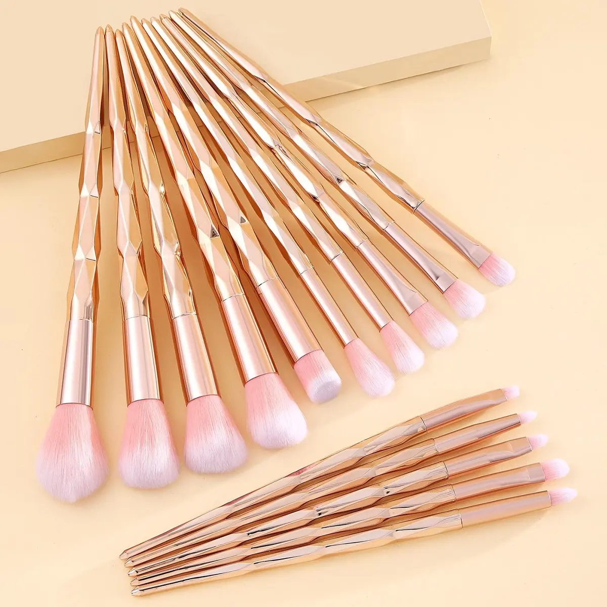 15-Piece Makeup Brush Set with Ultra-Soft Synthetic Fibers for Foundation, Blush, Eyeshadow & Eyebrows - Beginner-Friendly Travel Size Kit, Brushes For Makeup