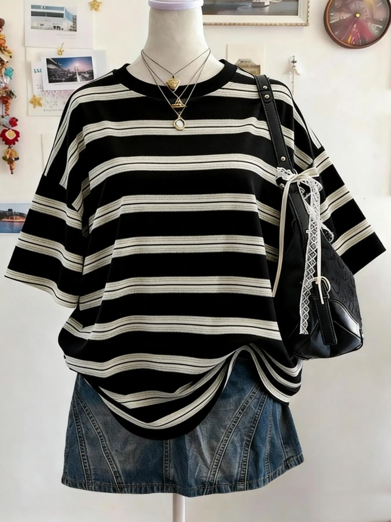 Women's Summer Loose Striped T-Shirt, Casual, Grunge Aesthetic Round Neck Top for Daily Wear & Back to School, Comfortable Streetwear