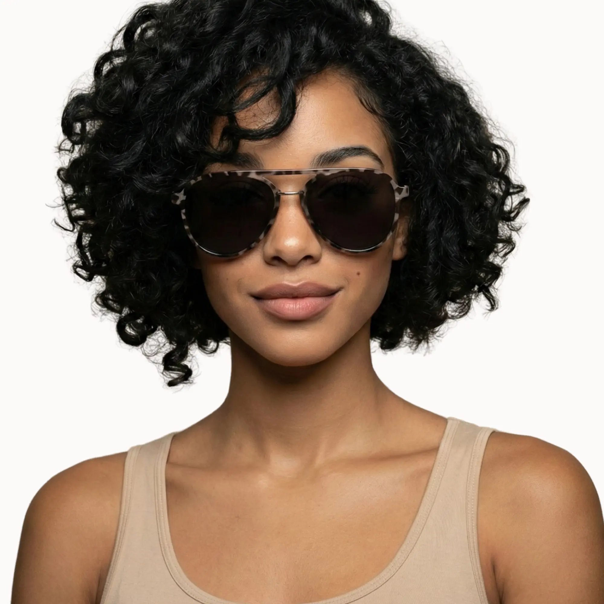 DAX EYEWEAR Earhart Women's Oversize Polarized Pilot Aviator Sunglasses - Metal Alloy Frame, TAC UV400 Lenses, Hair-Friendly Design, Black Metal Women's Sunglasses, Polarised Sunglasses, Sunglasses For Women