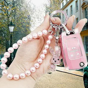 Car Key Case with Faux Pearl Chain & Rhinestone Animal Pendant, Tpu Keychain, Car Key Accessory for Chevrolet, SAILMALIBU, CRUZE, CAPTIVA, EPICA, Malibu, CAVALIER, Cruze, TRACKER